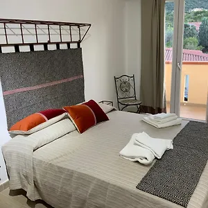 Relais Del Poggio Bed & Breakfast